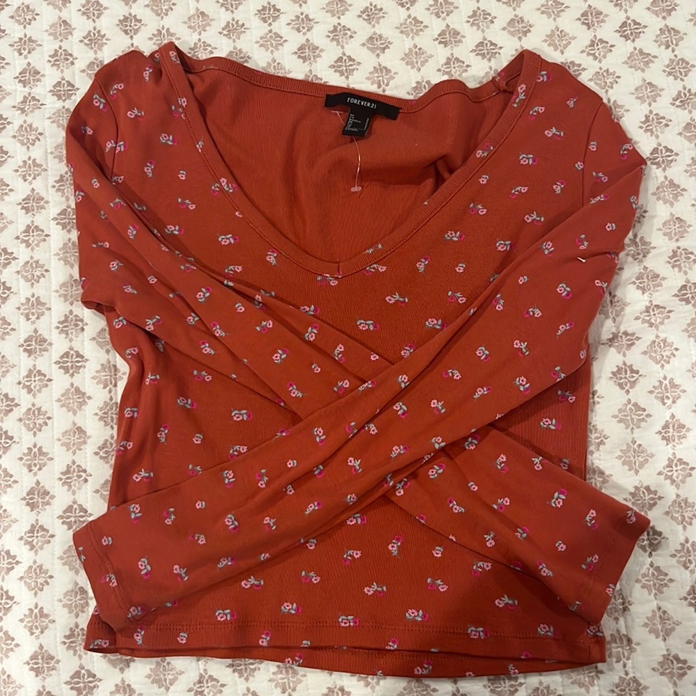 Long sleeve tee